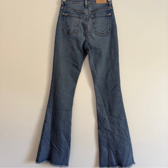 7 For All Mankind Luxe Vintage Exaggerated Kick-Flare in Blue Size: 25 - Picture 3 of 6